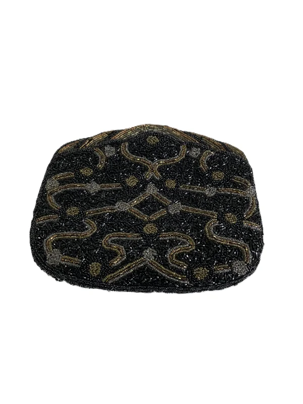 Bargain Prices Clutch By Cme, Size: Medium